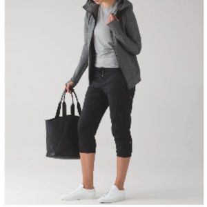 Lululemon Dance Studio Crop II Unlined
